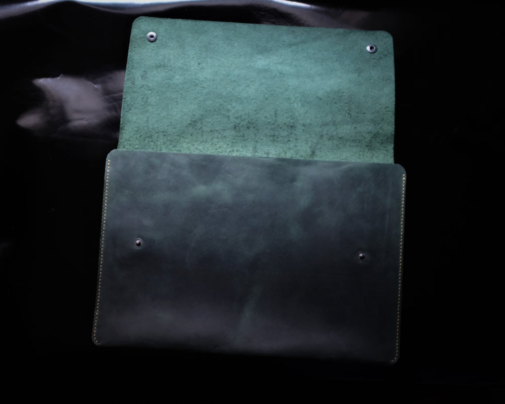 Зелена торба за лаптоп