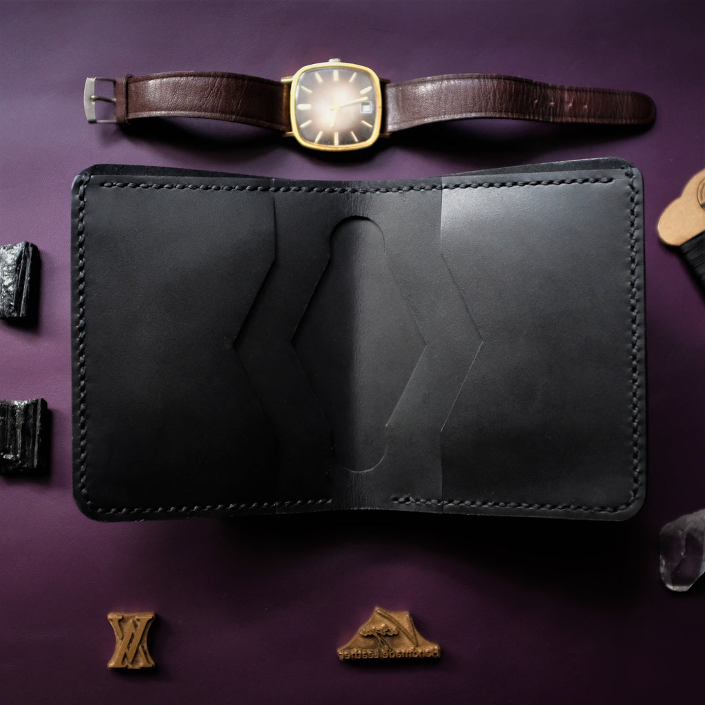 Црни новчаник U2