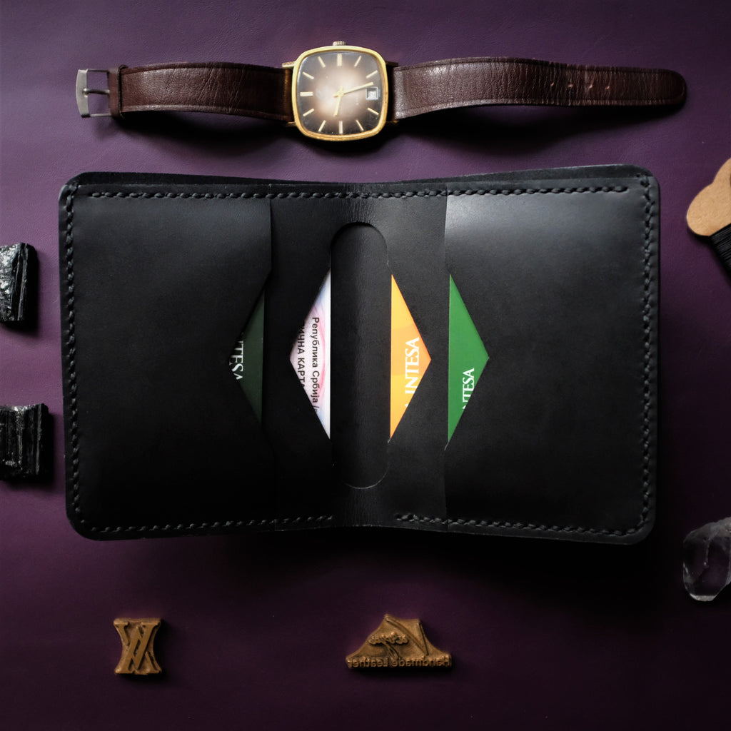 Црни новчаник U2