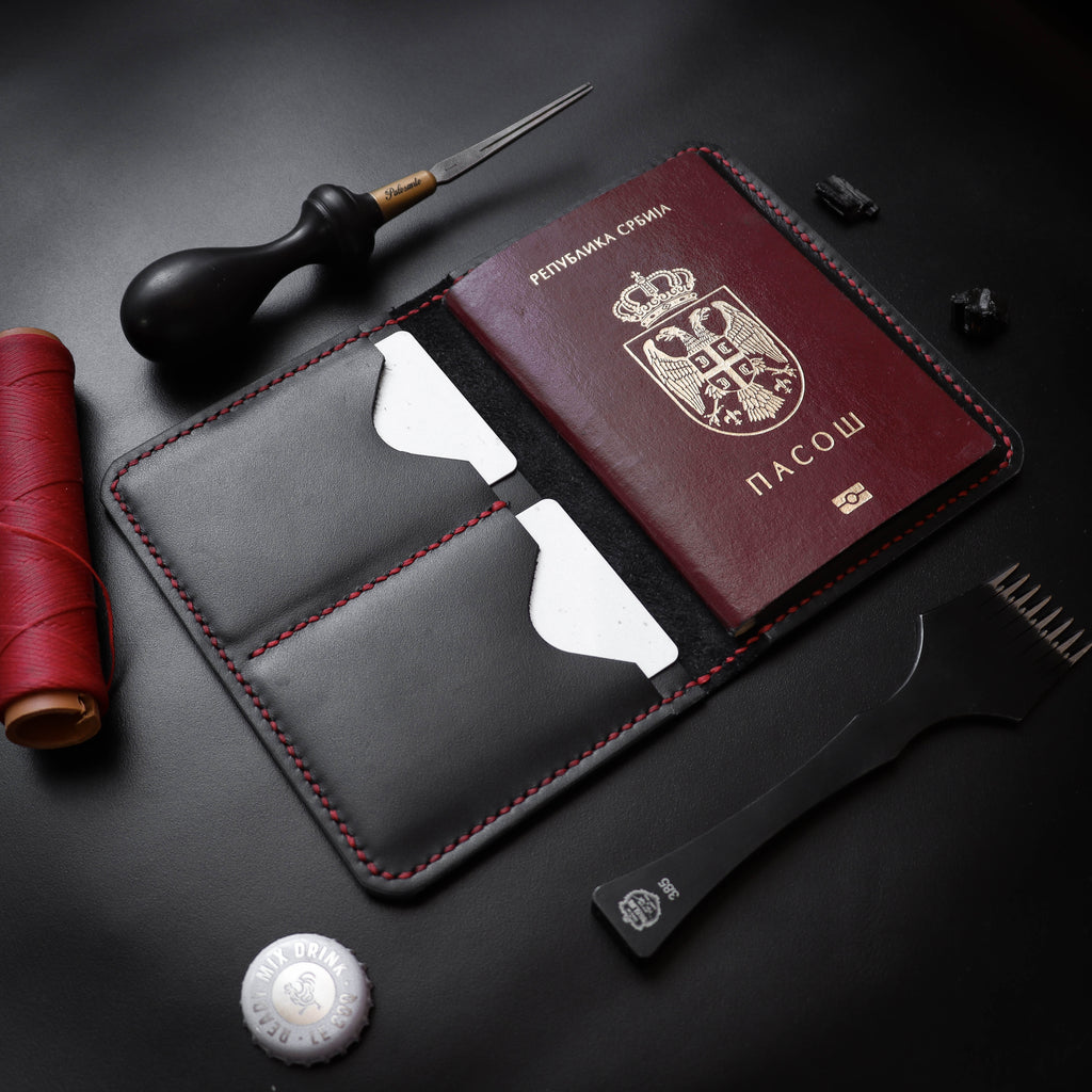 Црни новчаник за пасош