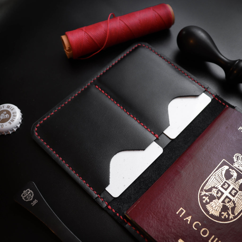 Црни новчаник за пасош