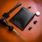 Црни минималистички новчаник М1