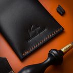 Црни минималистички новчаник М1