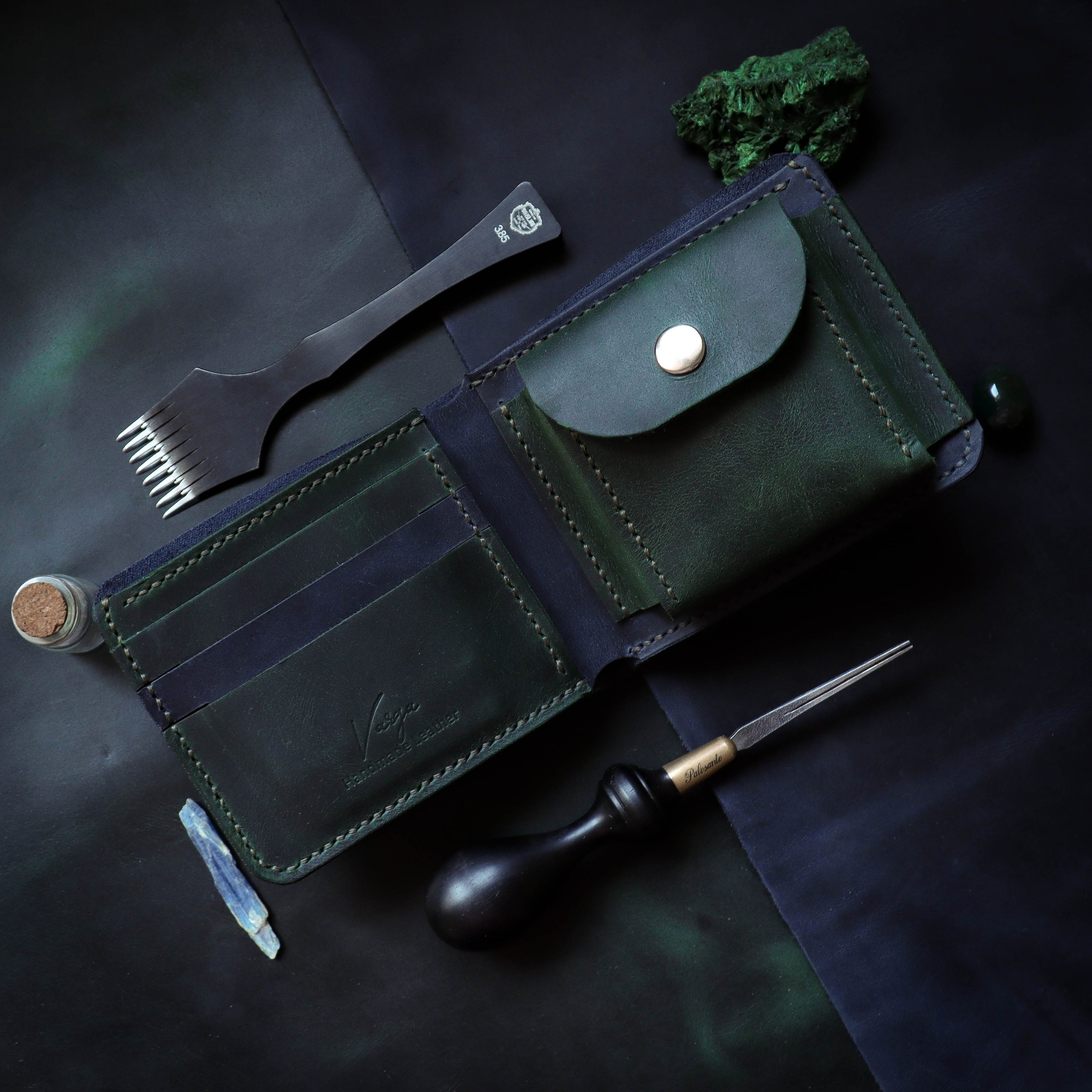 Зелени и тегет плави новчаник Д1