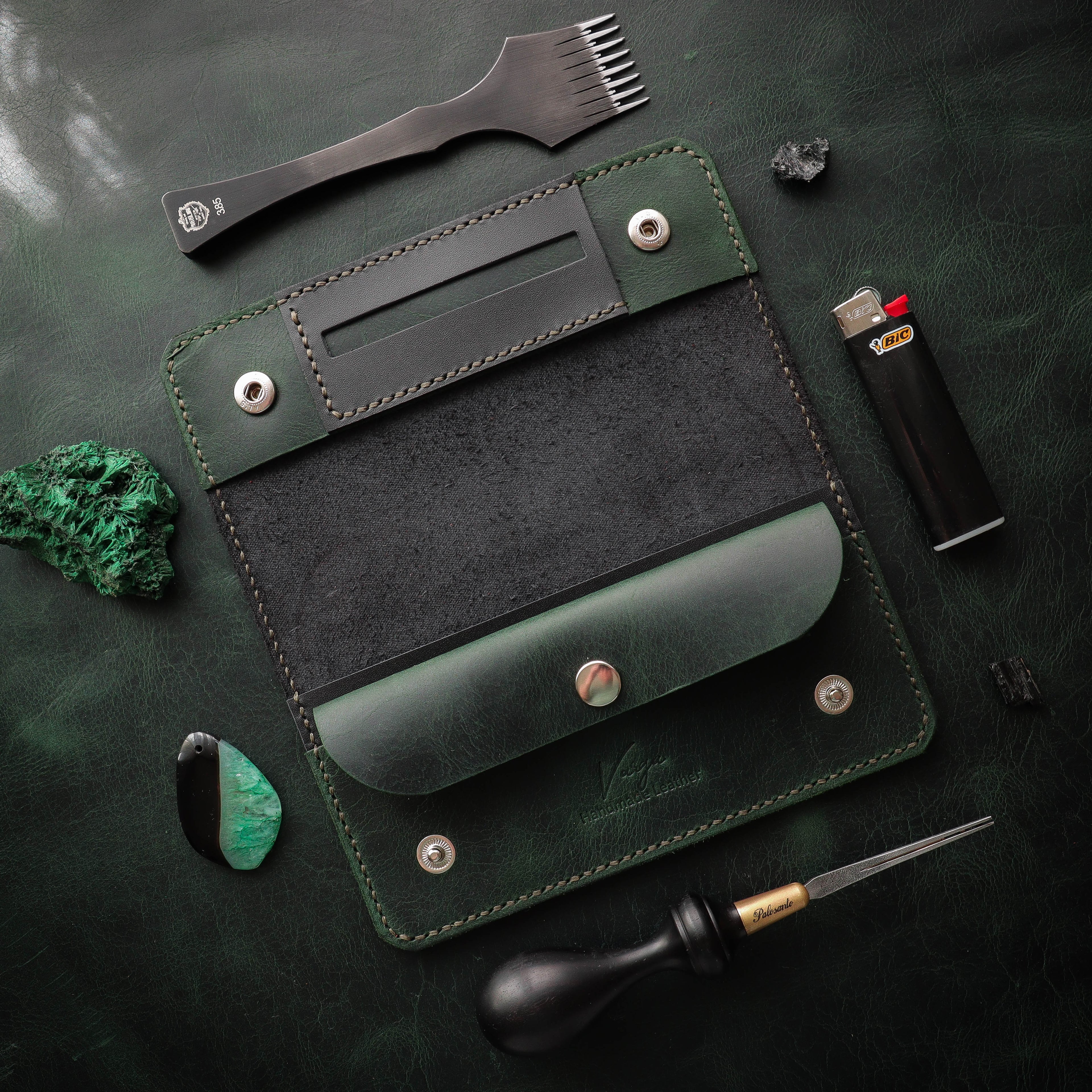 Црно-зелена кеса за дуван 