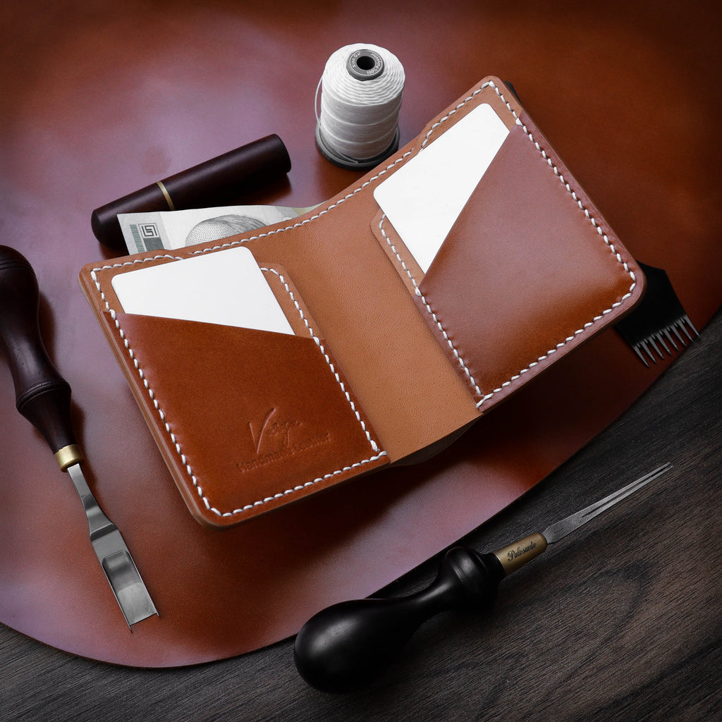 Полушкољкасти кордован новчаник