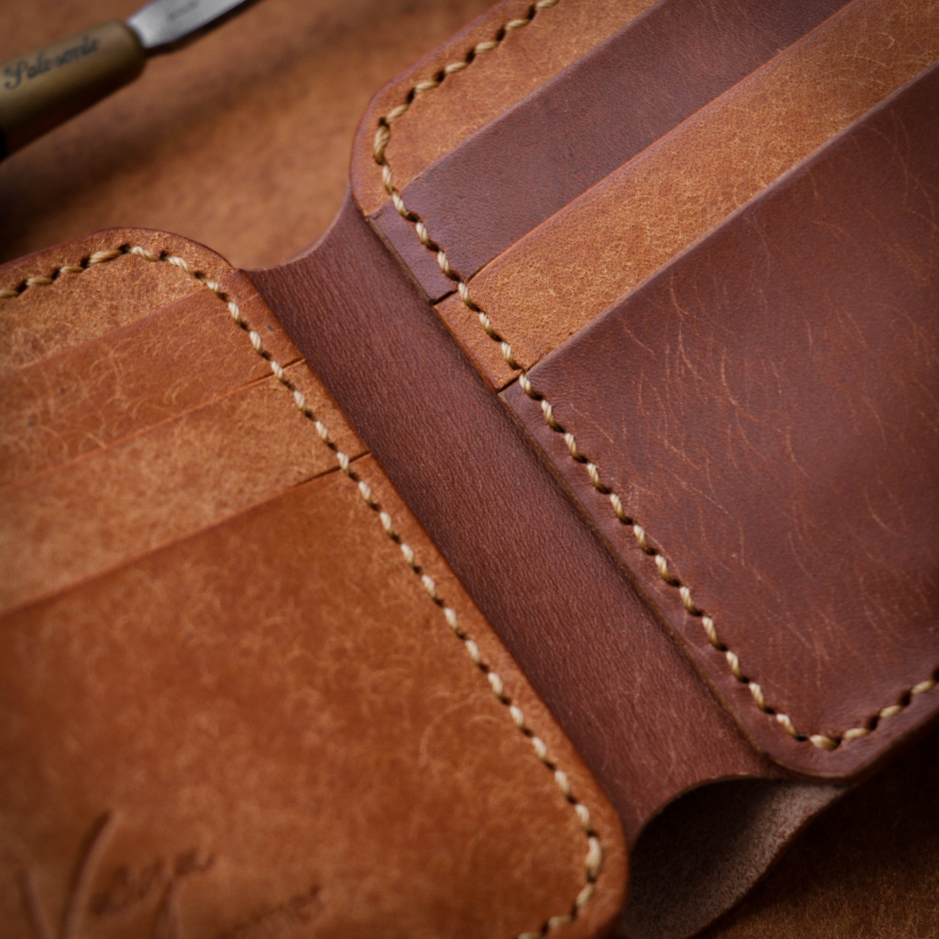 Тамно-светлобраон Пуебло новчаник