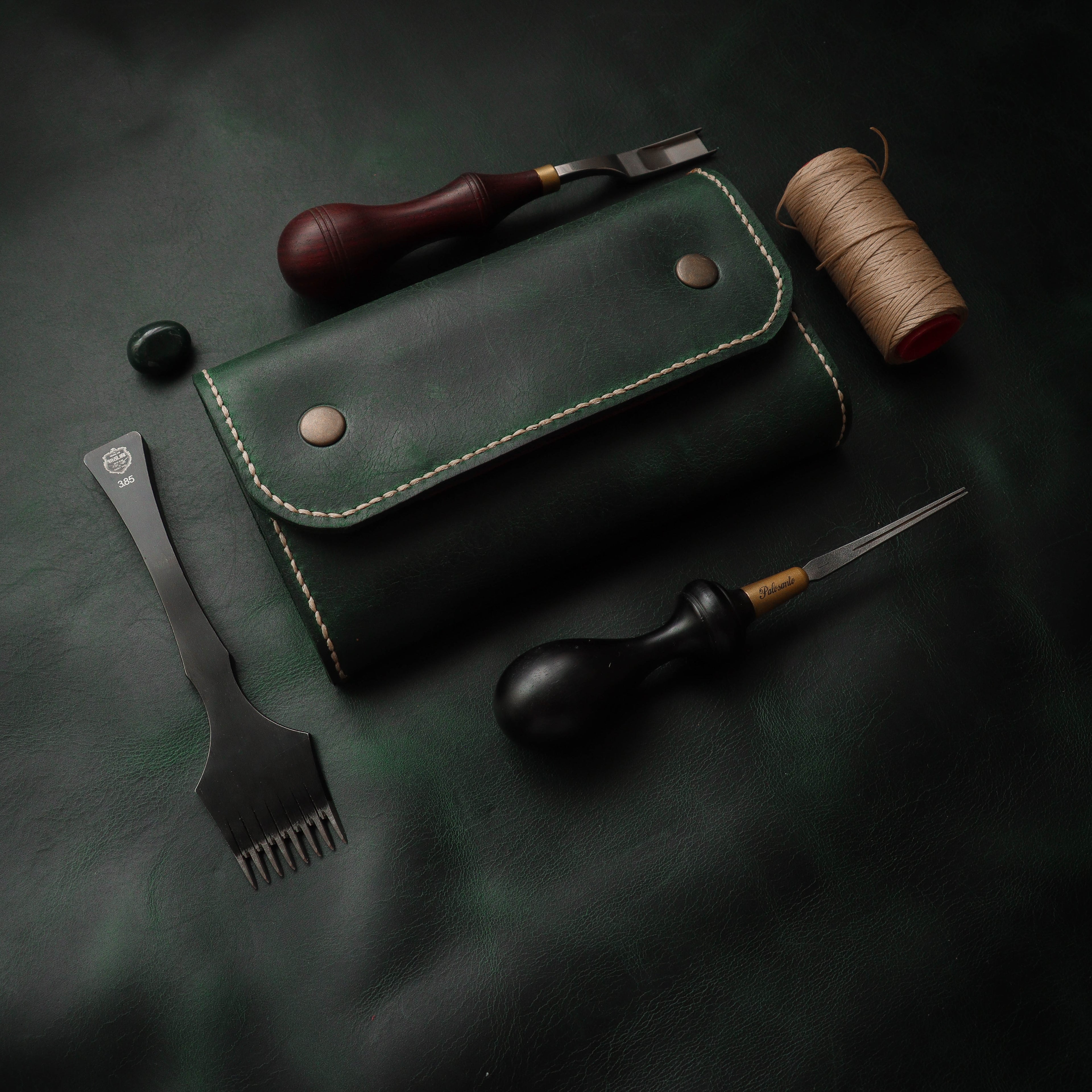 Велика зелено-браон кеса за дуван