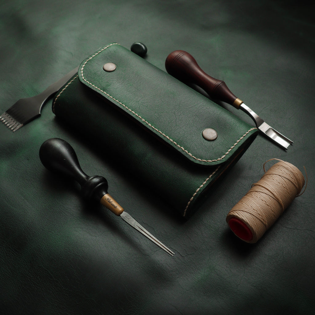 Велика зелено-браон кеса за дуван