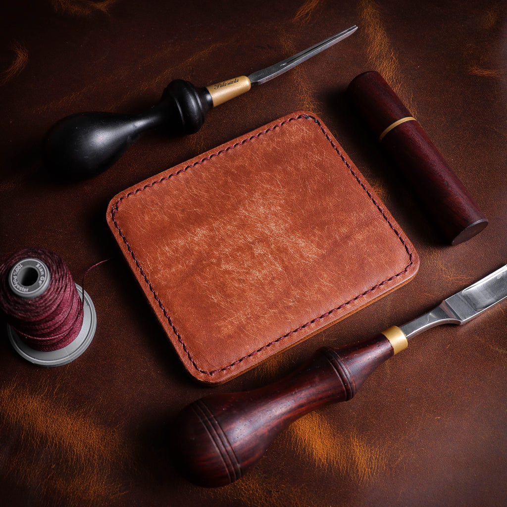 Држач за картице Semi Shell Cordovan