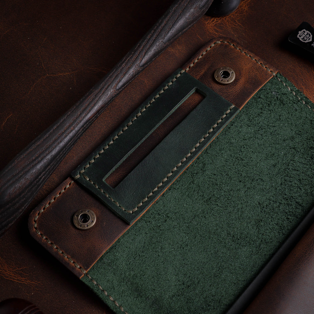 Зелено-браон кесица за дуван