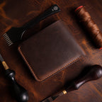 Смеђи новчаник V1