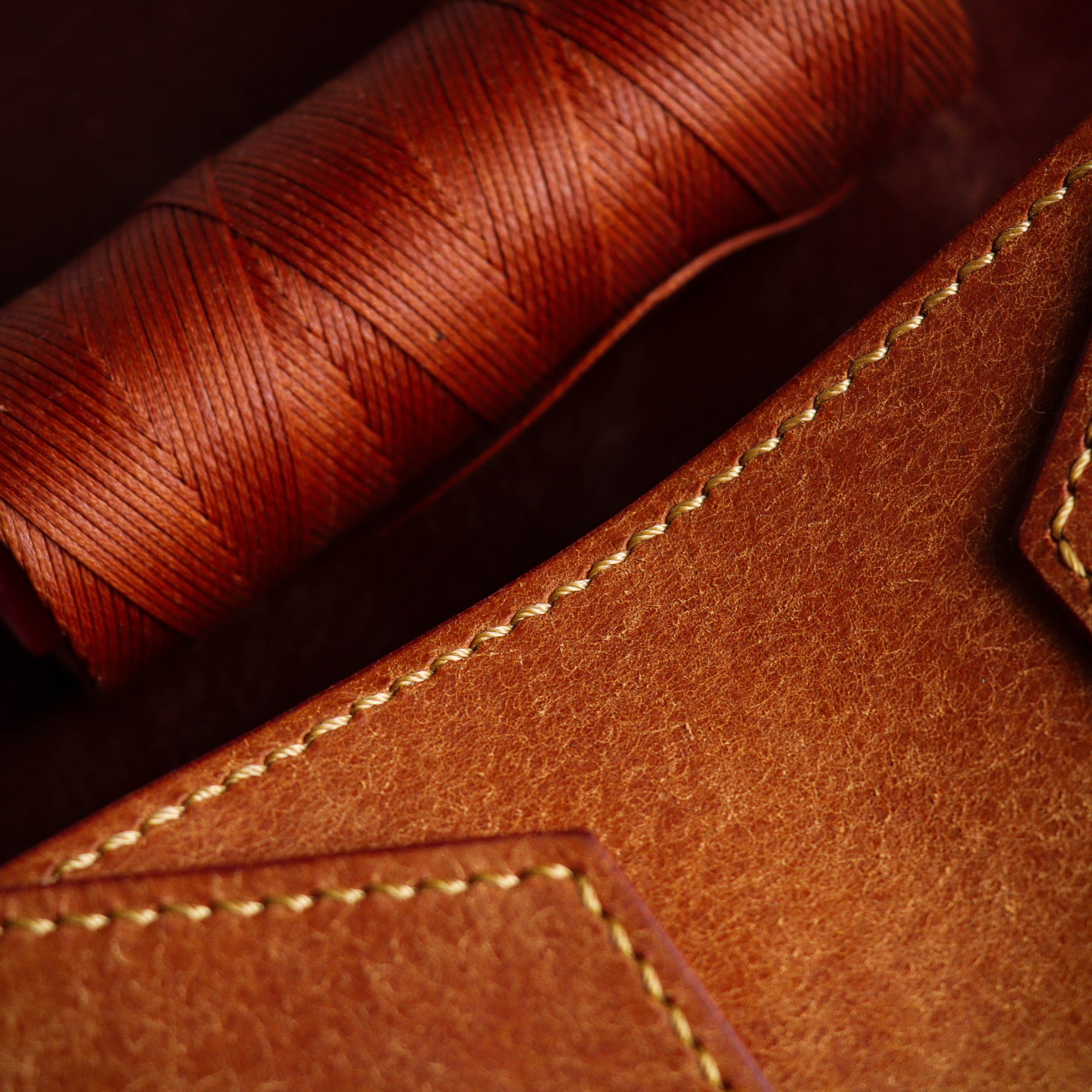 Браон Пуебло новчаник