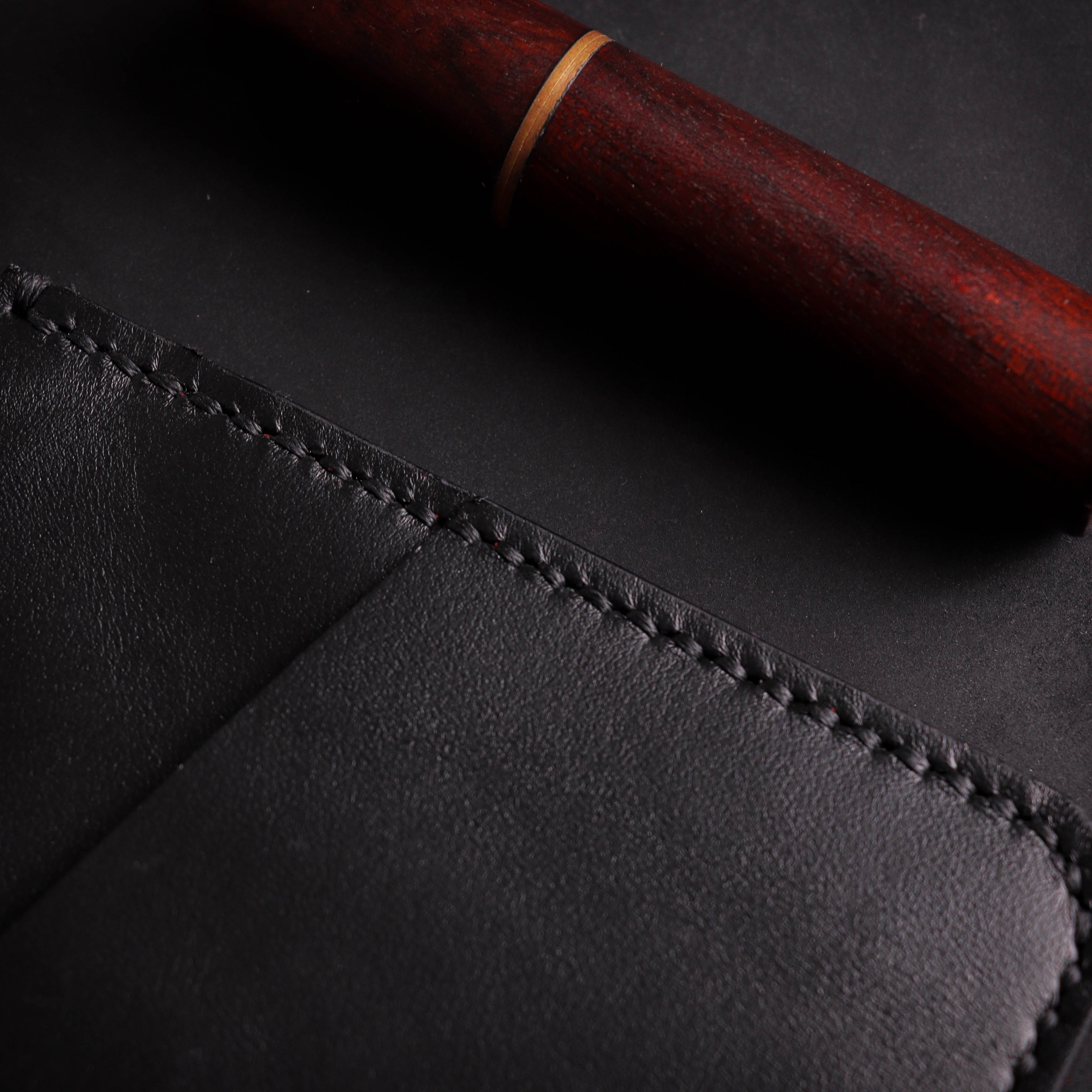 Црни држач за картице V1