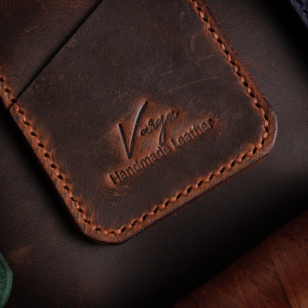 Brown Card holder V1